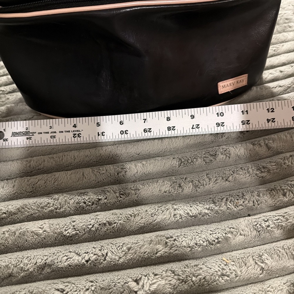 Mary Kay Cosmetic Train Case Double Compartment Black Faux Leather Pink Trim - Picture 9 of 16